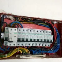 خدمات برق|خدمات پیشه و مهارت|گرمسار, |دیوار