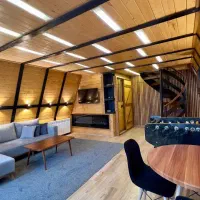 اجاره کلبه سوئیسی دوخواب(کد حمید)|اجارهٔ کوتاهمدت ویلا و باغ|بندر انزلی, نامجو|دیوار