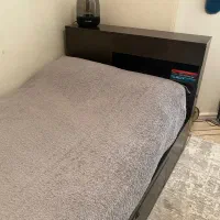 تخت کویین ۱۲۰
