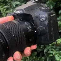 دوربین عکاسی کانن 90d