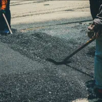 پیمانکاری آسفالت با انواع دستگاهای سبک و سنگین .|خدمات پیشه و مهارت|اصفهان, بهار آزادی|دیوار
