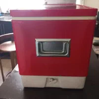 کلمن آمریکایی|ظروف نگهدارنده، پلاستیکی، یک‌بارمصرف|تهران, سلسبیل جنوبی|دیوار