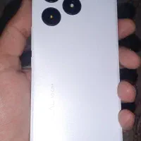 ایرپاد و گوشی وکال