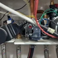 تعمیرات‌نصب‌پکیج‌آبگرمکن‌بخاری‌‌شیرآلات|خدمات پیشه و مهارت|تبریز, |دیوار