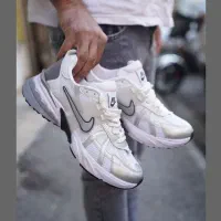 کفش کتونی نایک  v2kآماده همکاری با مغازه داران