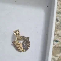 مقداری طلای نو|جواهرات|شیراز, فرگاز|دیوار