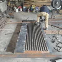 جوشکار  وارد و کارگر ساده