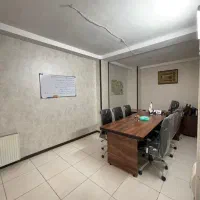 ۷۳ متر / تابلو خور / ساختمان اداری / بر امام خمینی