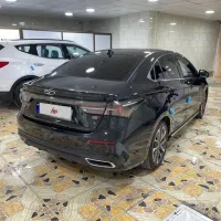 فروش خودرو اریزو ۶ پرو مشکی ۴۰۲