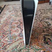 پی اس فایو. نو دارای دو دسته‌‌.