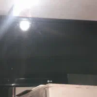 تلویزیون۴۲ ال‌جی ال سی دی سالم تمیز