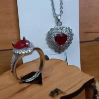 گردنبند بدلیجات|بدلیجات|قم, دروازه ری|دیوار