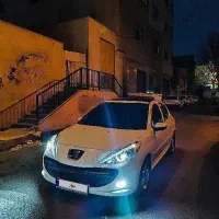 ۲۰۷ پانا،سقف شیشه