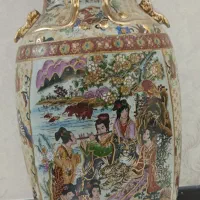 گلدان بلند عتیقه با طرح و نقش قدیمی|کلکسیون اشیاء عتیقه|قم, باجک یک|دیوار