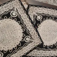 کوسن دست دوز مروارید دوزی مخمل