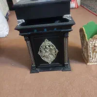 دوعدد سطل کنار سالنی باهم۲۰۰