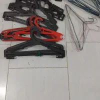 فروش لوازم خانگی و لباس و عروسک به قیمت مناسب