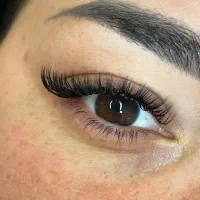 آموزش اکستنشن مژه و لیفت لمینت و بوتاکس تراپی|خدمات آرایشگری و زیبایی|فولادشهر, B7|دیوار