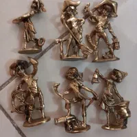 کوتوله برنجی|کلکسیون اشیاء عتیقه|اسلام‌شهر, شهرک واوان|دیوار