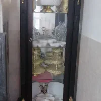 گلدون بزرگ با بوفه