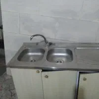 سینک به همراه کابینت بالا و پایین