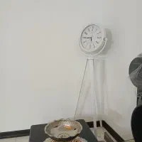 ساعت ایستاده