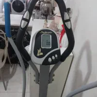 اسکی فضایی کاملا سالم در حد نو|تجهیزات ورزشی|چالوس, |دیوار