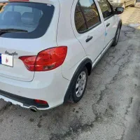 کویک Rسفید مشکی پارس خودرویی