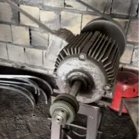 دستگاه سنگ پرداختکاری به همراه غلطک(دینام)