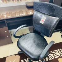 میز و صندلی کامپیوتر تمیز|میز تحریر و کامپیوتر|گرمسار, |دیوار