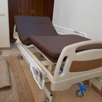 اجاره تخت برقی بیمارستانی بیماراکسیژن ساز کرایه|آرایشی، بهداشتی، درمانی|تهران, جمهوری|دیوار