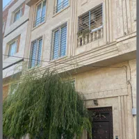 ملک ۳۰۰ متری بر بلوار اصلی