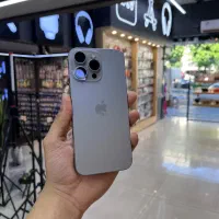 ۱۶ پرومکس رنگ تیتانیوم