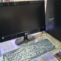 سیستم خانگی تمیز و بدون ایراد|رایانه رومیزی|شبستر, |دیوار