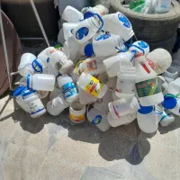 ظرف پلاستیکی ماست وشیشه ربی