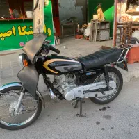 موتور سیکلت ۱۲۵ مدل۱۳۹۵