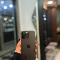 ۱۶ پرو مکس مشکی