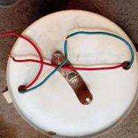 دوعددلامپ گیرفلزی|لامپ و چراغ|مرند, |دیوار