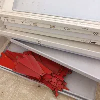 قفسه و پایه فلزی در حد نو