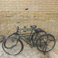 دو دوچرخه ۲۸ قدیمی