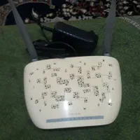 دو عدد تلفن دو عدد مودم وای فای تلفن ثابت