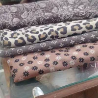 فروش شال و روسری زیر قیمت فقط ۹۹ و ۱۳۸|حراج|تربت‌حیدریه, مسجد جامع|دیوار