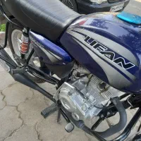 موتورسیکلت لیفان طرح باکسر ۱۸۰cc