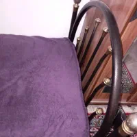 میز نهارخوری ویک تخت خواب یک نفره|میز و صندلی غذاخوری|زاهدان, |دیوار