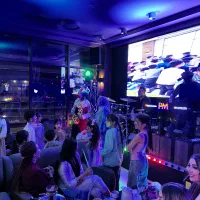 تنپوش عروسکی و گریم کودک|خدمات پذیرایی، مراسم|پرند, فاز ۲|دیوار