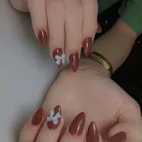 کاشت ناخن لیفت ابرو مژه