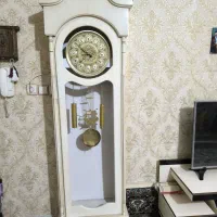 ساعت ایستاده و کنسول قاشق وچنگال