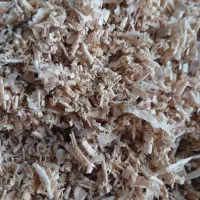 پوشال چوب مناسب مرغداری
