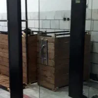 یک عدد دزدگیر فروشگاهی به همراه تک دزدگیر