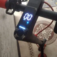 اسکوتر برقیzs